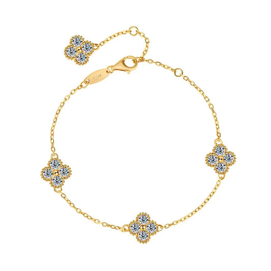 IsisStone | Moissanite Clover Charm Bracelet
